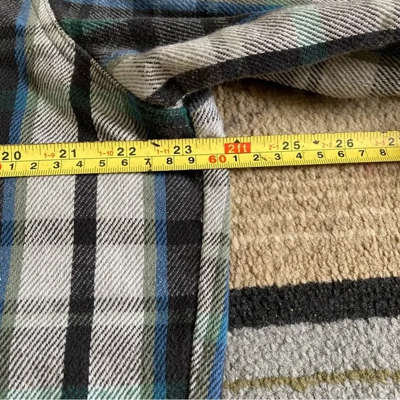 Vintage Wrangler Plaid Heavy Flannel Pearl Snap X-Long Tails Shirt Mens 16.5/34 - Picture 6 of 7